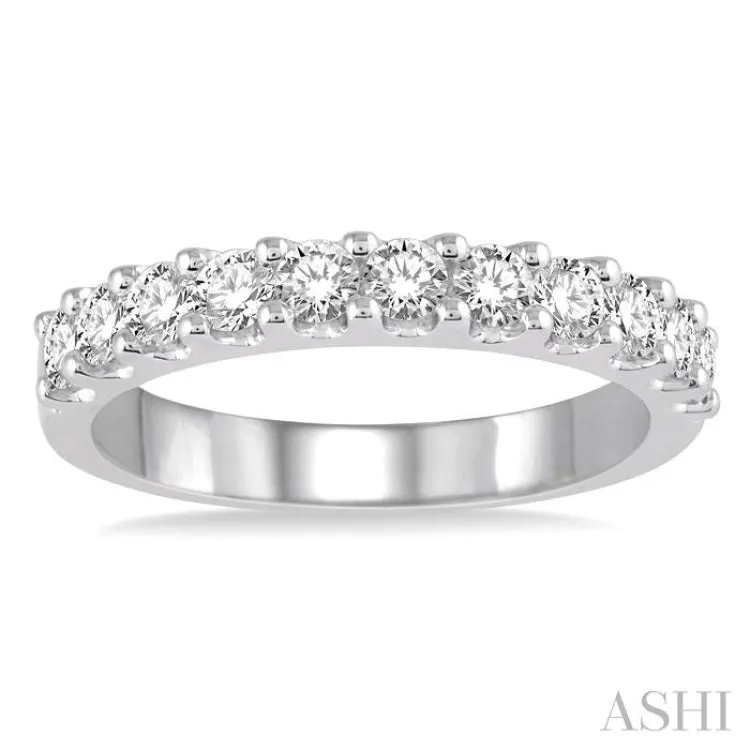 3/4 Ctw Round Cut Diamond Wedding Band in 14K White Gold