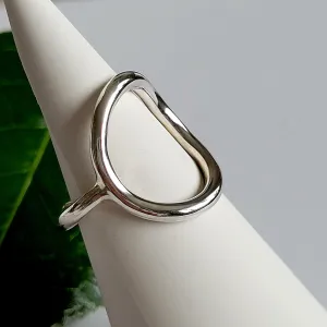 BENDED CIRCLE Ring