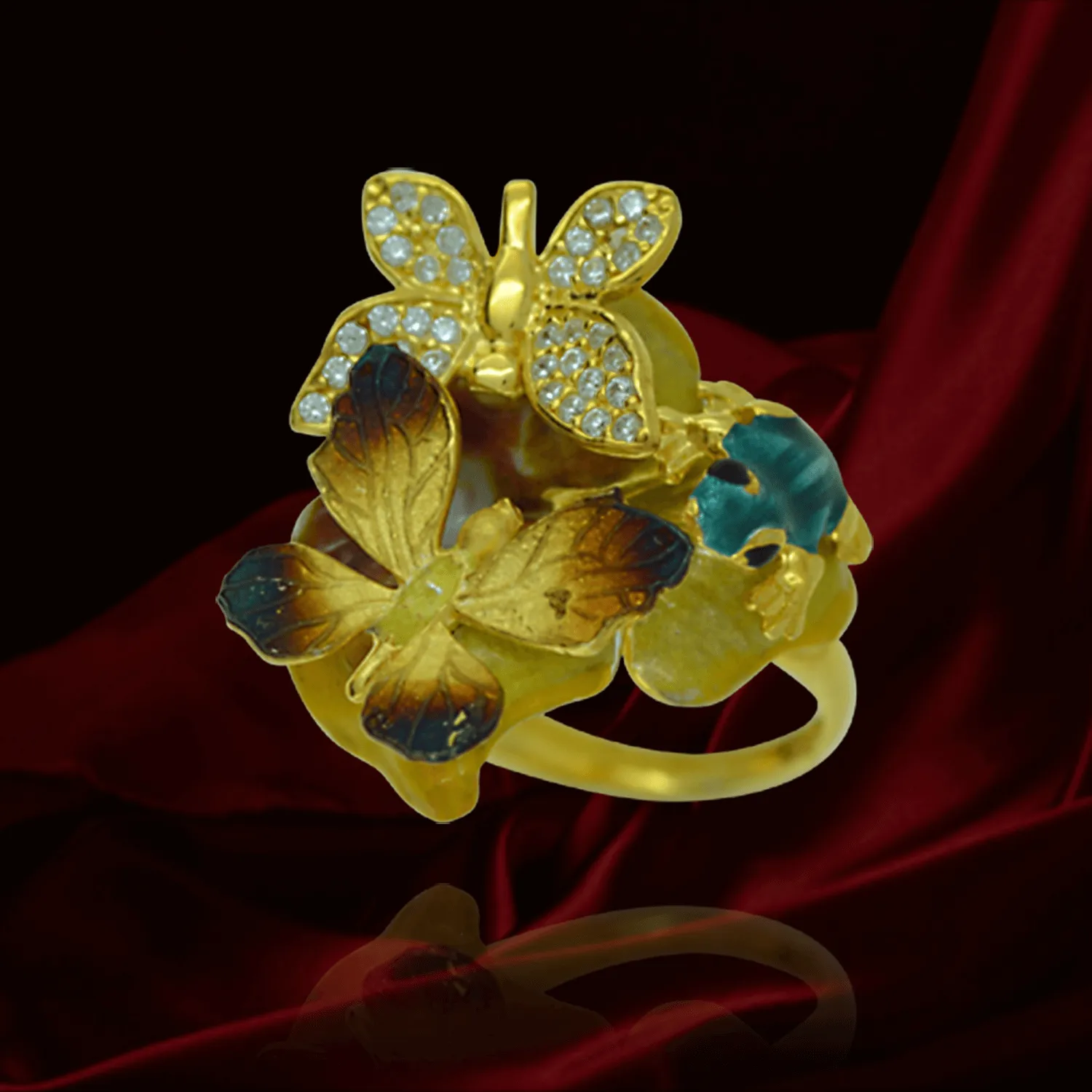 Butterfly and Tree Frog Cluster Ring