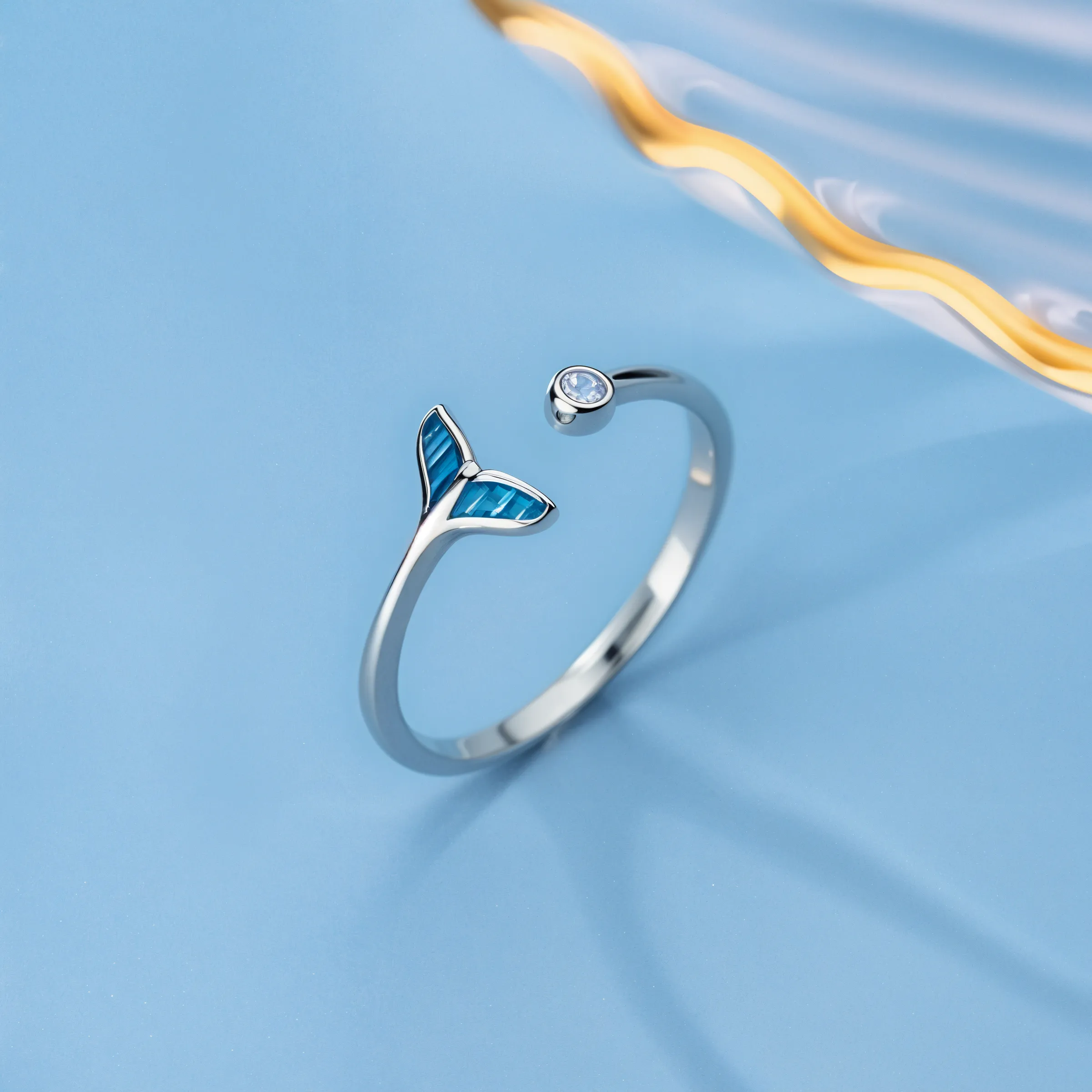 Charming Fish Tail Ring