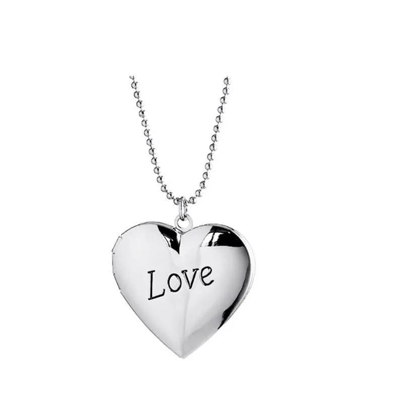 Charming Love Heart Pendant Necklace