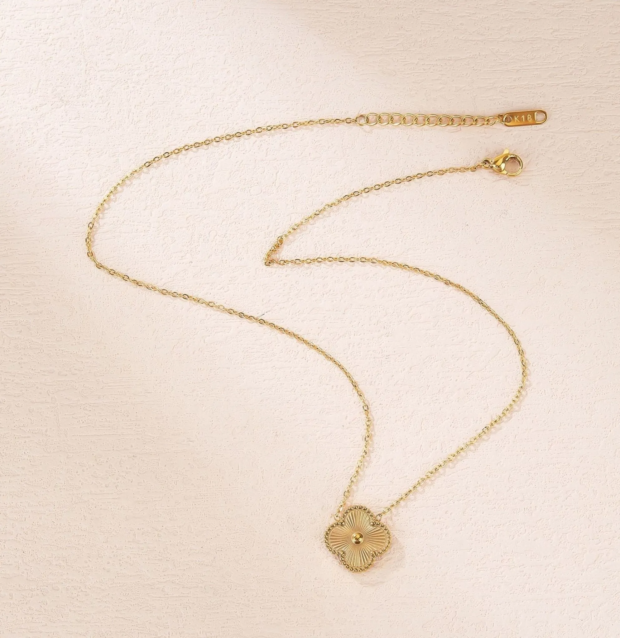 Cute clover necklace for women