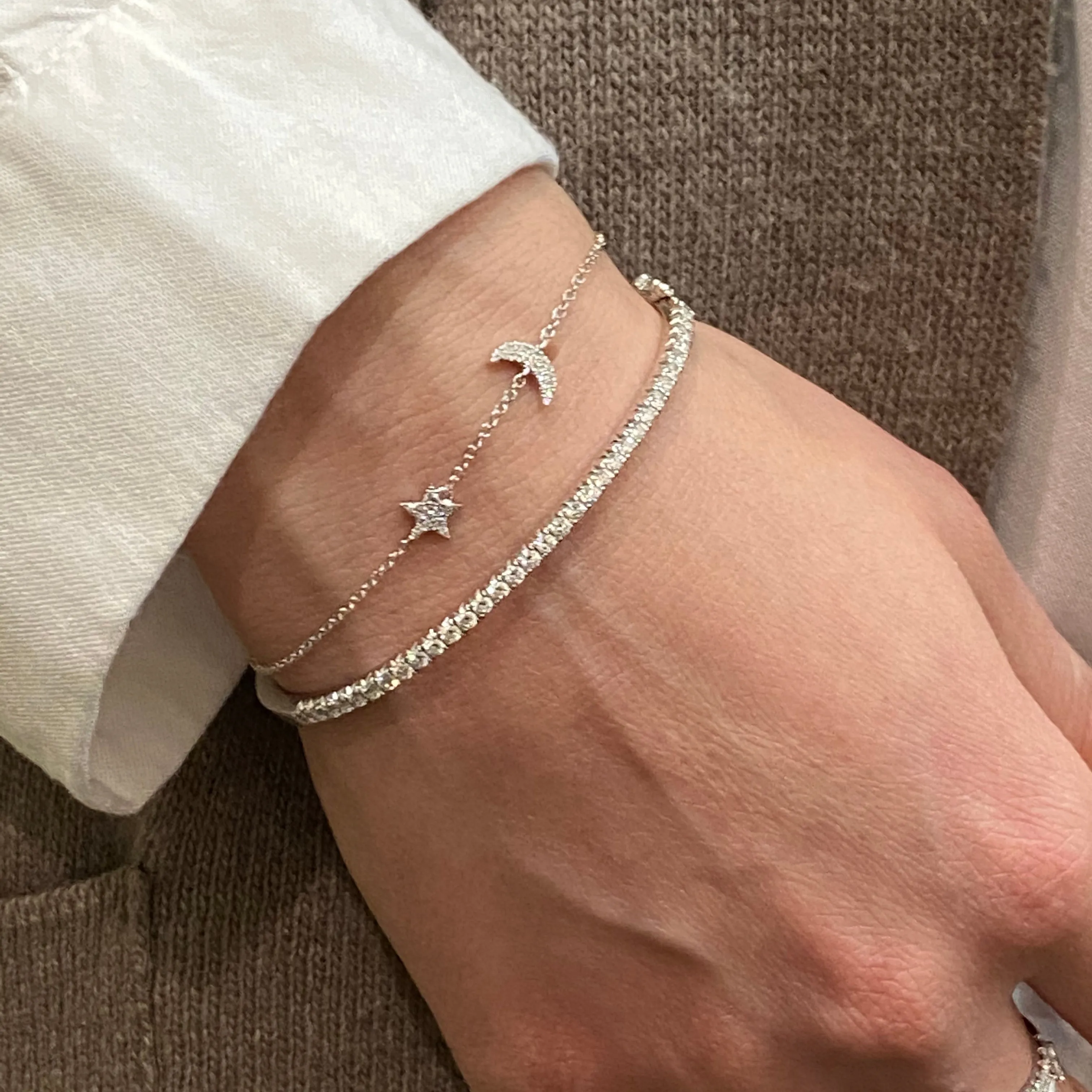 Diamond Slim Classic Bangle Bracelet