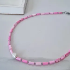 Mother of pearls in pink - Necklace