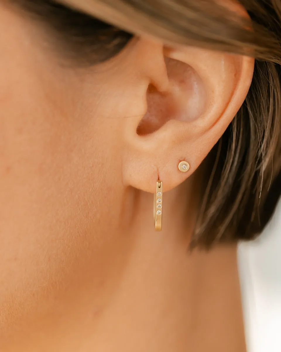 Petite Gold   Diamond Studs - 18ky Gold   VS Diamonds