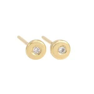 Petite Gold   Diamond Studs - 18ky Gold   VS Diamonds