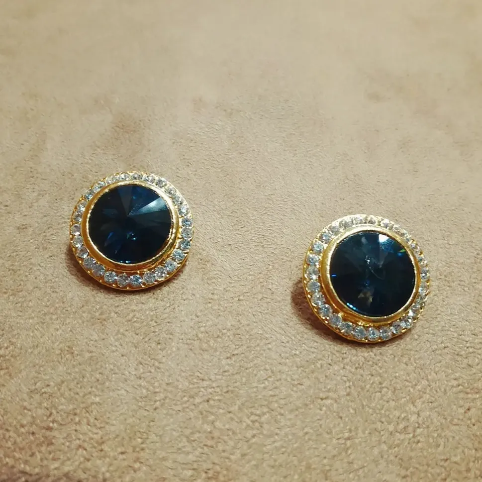 Sapphire blue round clip on earrings